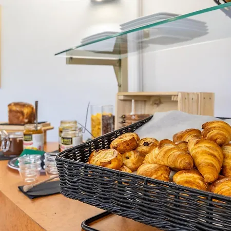 Brit Le Parc Vichy 3*