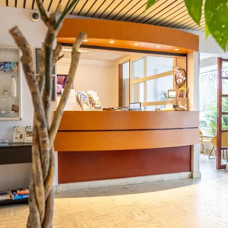 Otel Brit Le Parc Vichy Bellerive-sur-Allier