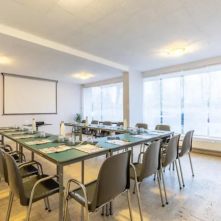 Brit Le Parc Vichy Hotel