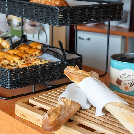 Hotel Brit Le Parc Vichy 3*