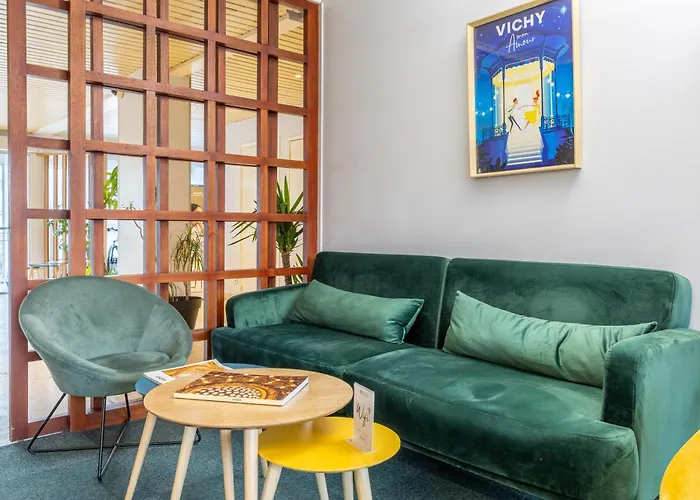 Отель Brit Le Parc Vichy 3*