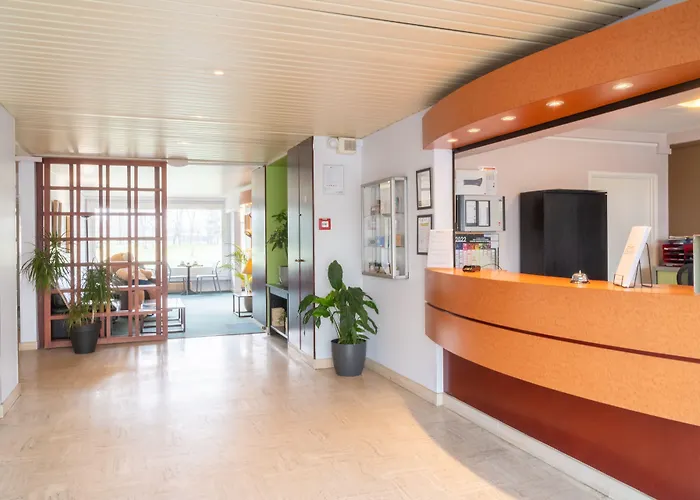 Brit Le Parc Vichy Бельрив-сюр-Алье