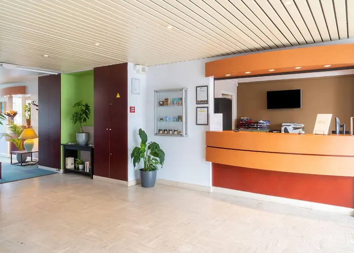 Отель Brit Le Parc Vichy Бельрив-сюр-Алье